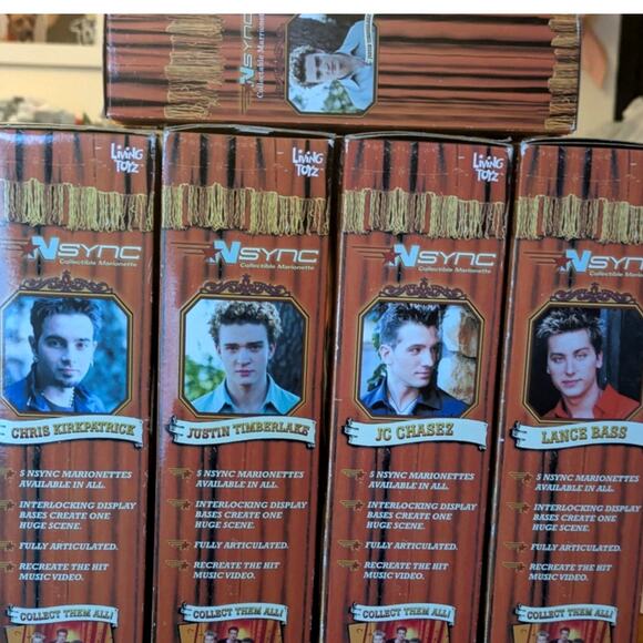 Set of 4 N'Sync Marionettes and 1 Justin Doll on Tour - Picture 2 of 11